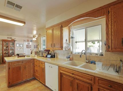 819 Sylvia Dr, Lodi, CA 95240 Photo