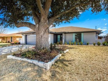 7713 Songbird Lane, Fort Worth, TX 76133