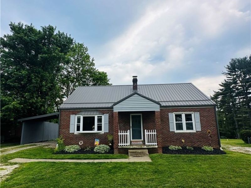 5966 Fairdale Drive, Cambridge, OH 43725 Photo 2