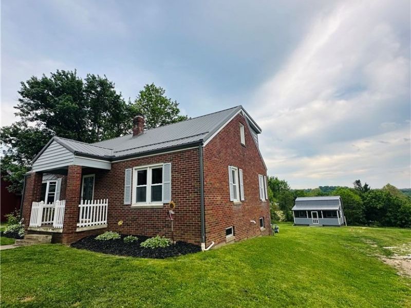 5966 Fairdale Drive, Cambridge, OH 43725 Photo 3