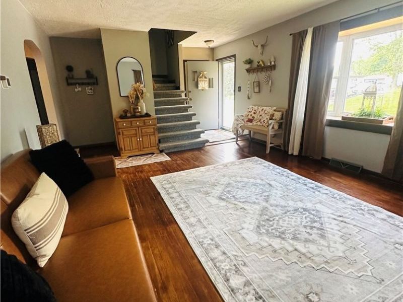 5966 Fairdale Drive, Cambridge, OH 43725 Photo 5