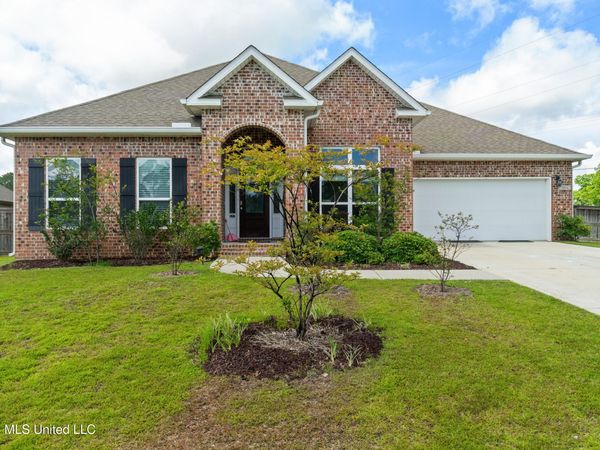 7004 Glen Eagle Drive, Biloxi, MS 39532
