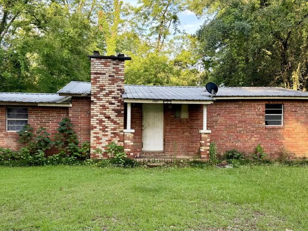 2887 Pinecrest Street , Vernon, FL 32462
