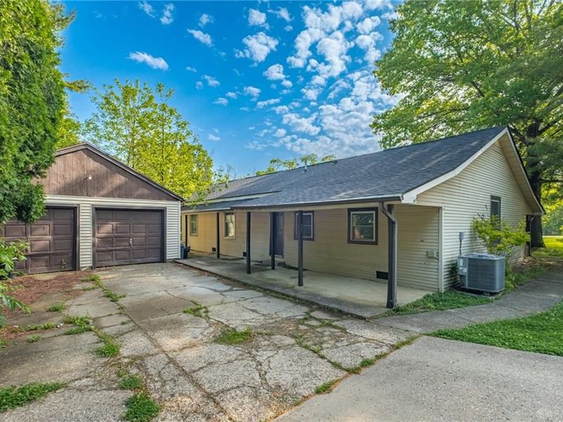 4400-4402 Pinebrook Court, Unit 4402, Sugarcreek Township, OH 45458 Photo 18