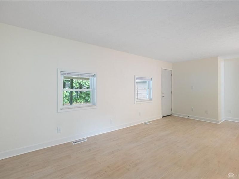 4400-4402 Pinebrook Court, Unit 4402, Sugarcreek Township, OH 45458 Photo 2