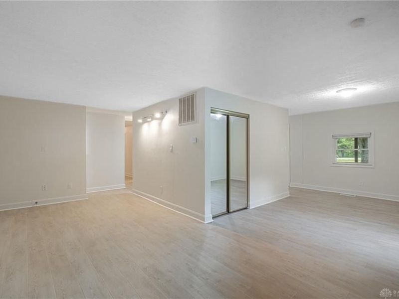 4400-4402 Pinebrook Court, Unit 4402, Sugarcreek Township, OH 45458 Photo 3