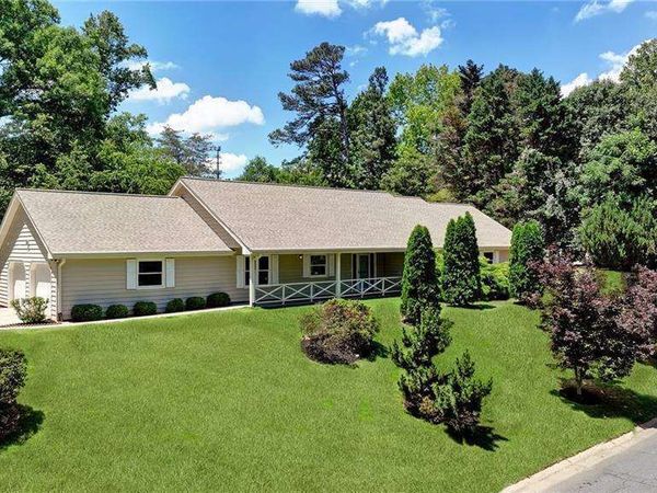 2861 Interlaken Drive, Marietta, GA 30062