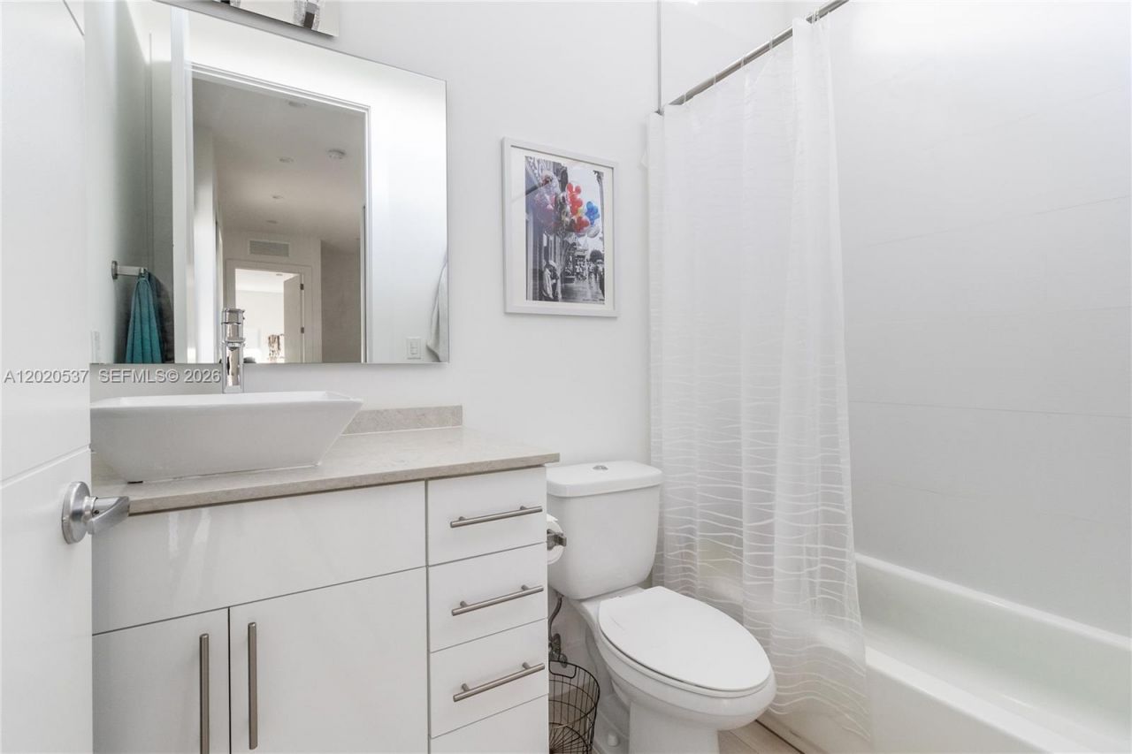 3362 SW 23rd Ter , Unit 3362, Miami, FL 33145 Photo