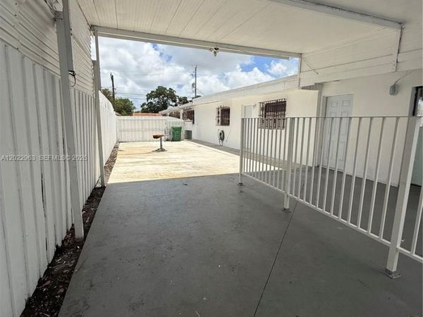 1046 NW 33rd Ave , Unit Back, Miami, FL 33125