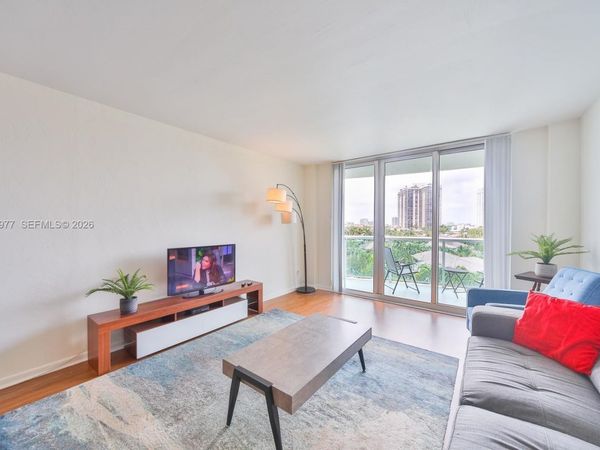 19370 Collins Ave , Unit 622, Sunny Isles Beach, FL 33160