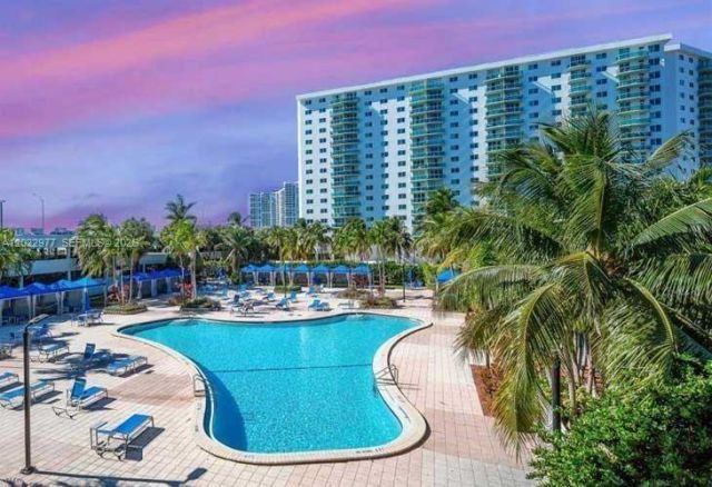19370 Collins Ave , Unit 622, Sunny Isles Beach, FL 33160 Photo