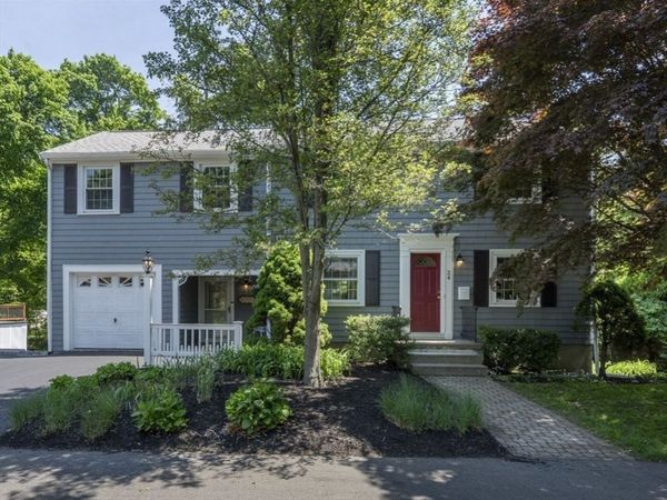 24 School St, Milton, MA 02186