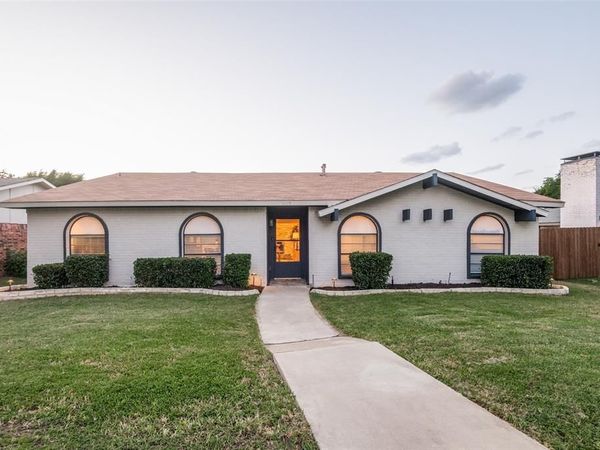 3129 Windsor Road , Carrollton, TX 75007