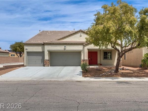 6428 Amanda Michelle Lane , North Las Vegas, NV 89086