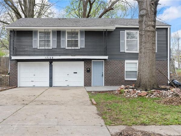 13128 Ashland Avenue, Grandview, MO 64030