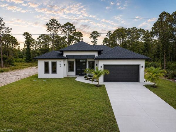 763 Pinecastle DR, LEHIGH ACRES, FL 33974