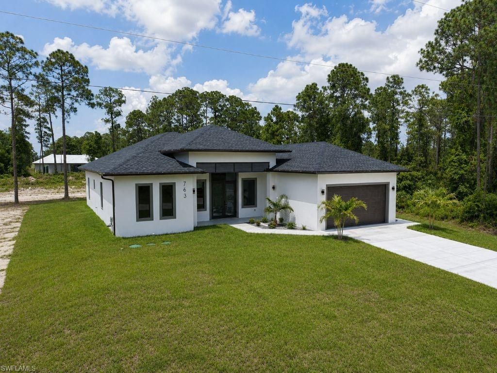 763 Pinecastle Dr, Lehigh Acres, FL 33974 Photo