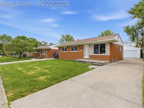 20520 Catalano Street, Clinton Twp, MI 48035