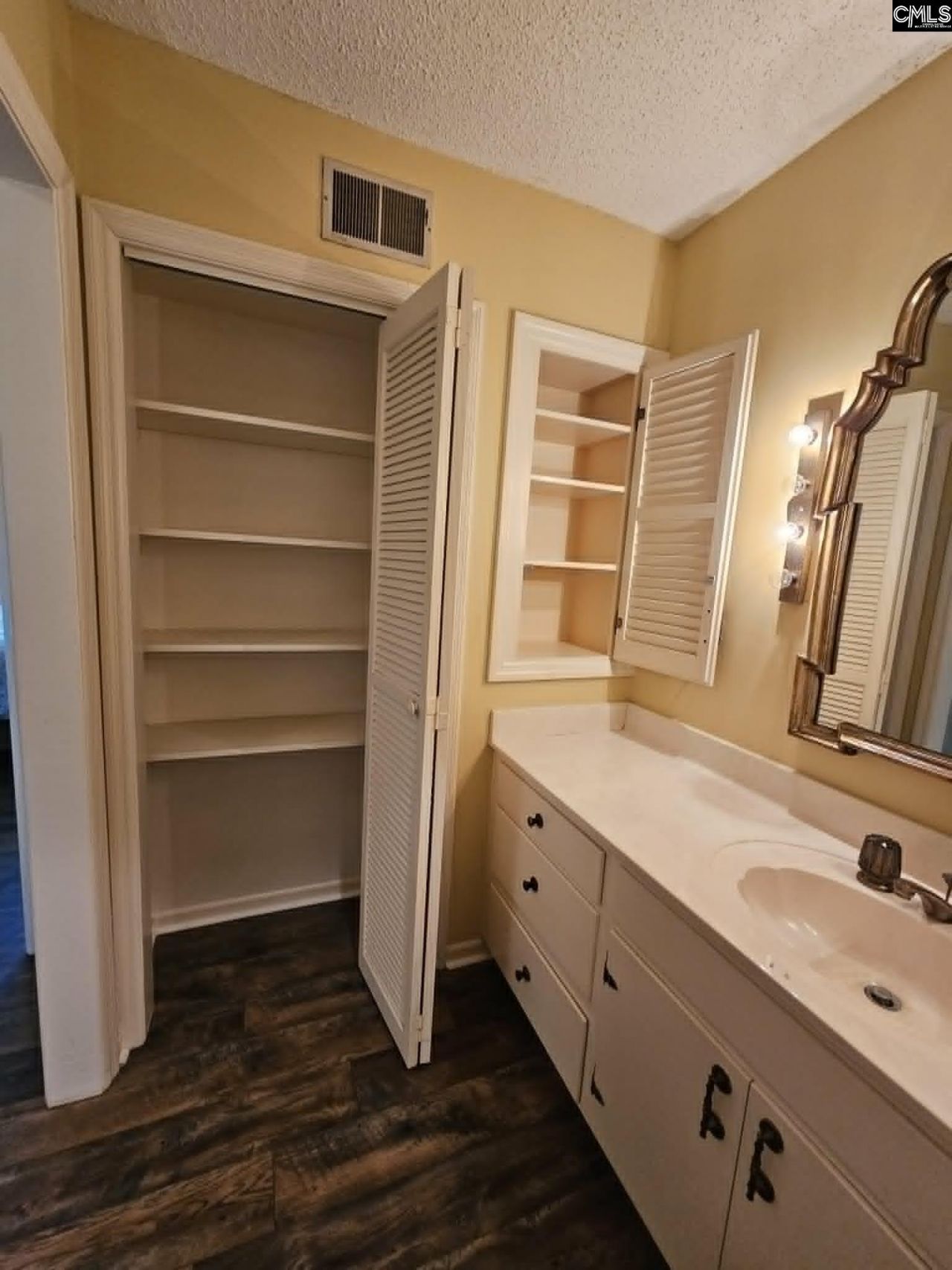 1134 Blakely Court Photo 41