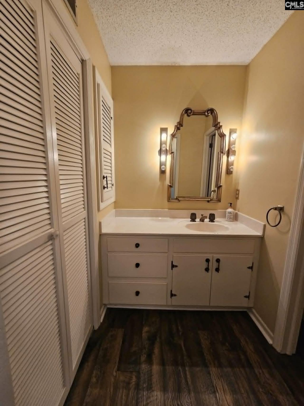 1134 Blakely Court Photo 43