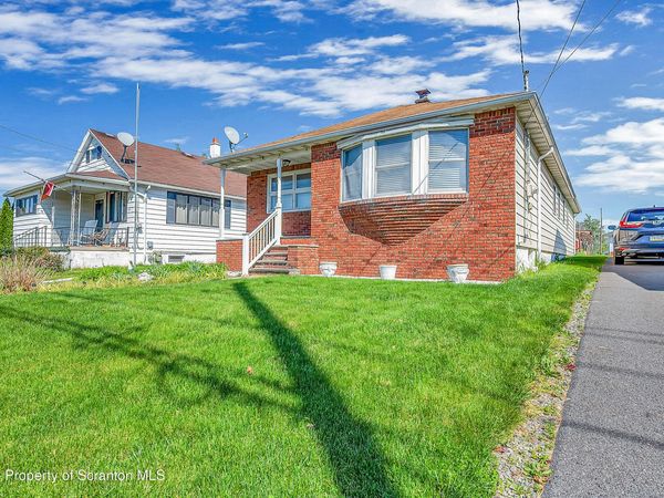 326 Main Street, Eynon, PA 18403