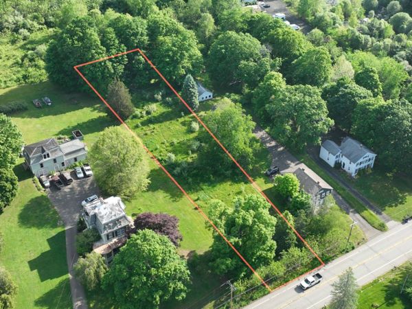 133 Main, Middlefield, CT 06481