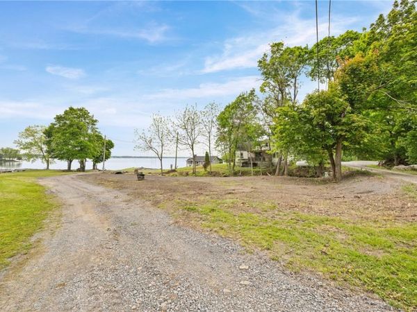 Carrs Cove Road , Union Springs, NY 13160