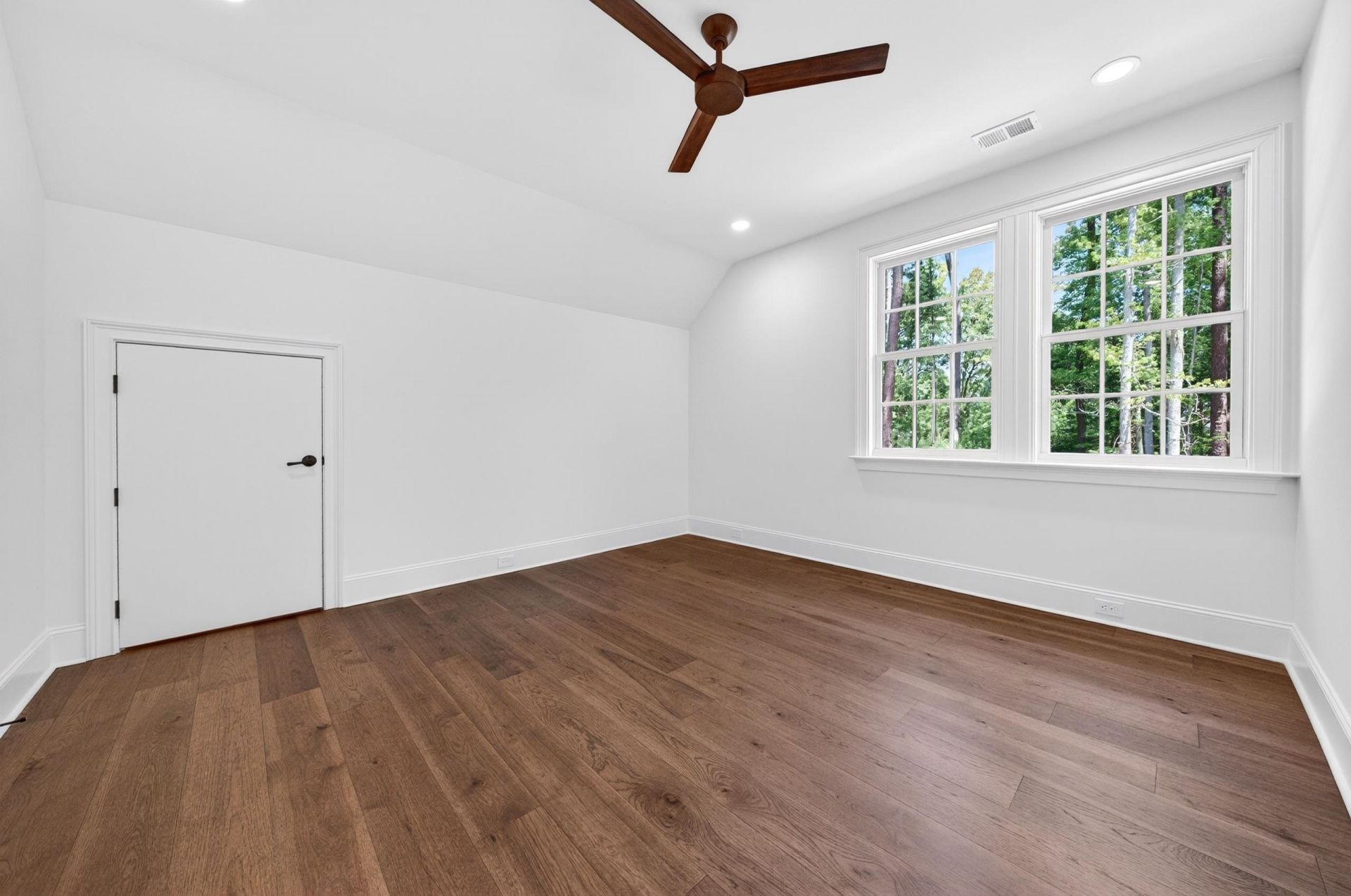 62 Makepeace Pl.  Photo 23