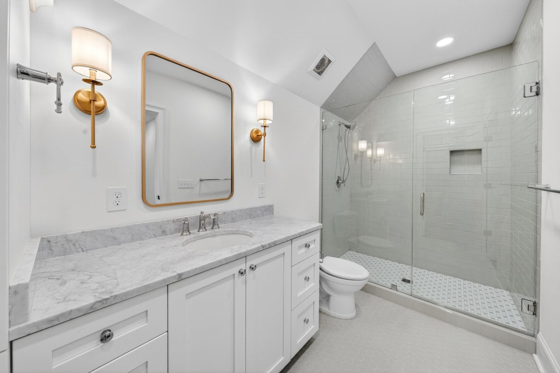 62 Makepeace Pl.  Photo 24