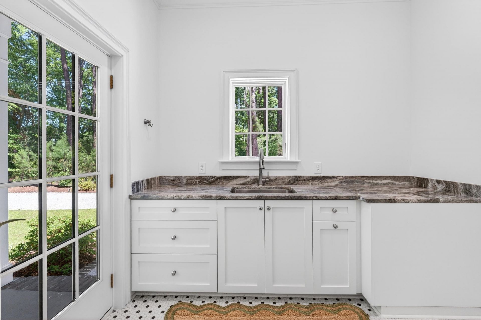 62 Makepeace Pl.  Photo 25