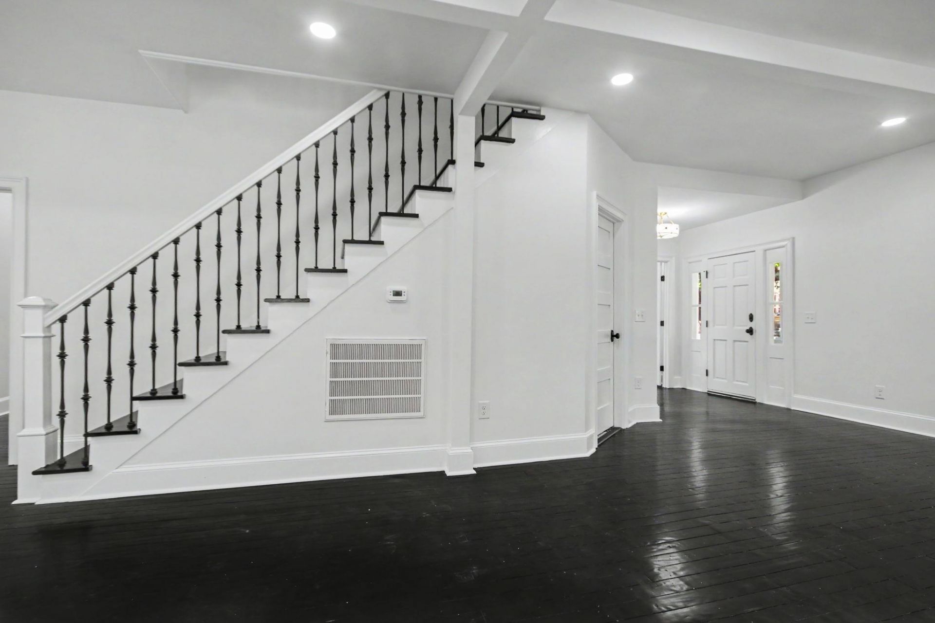 128 Wood St. Photo 13