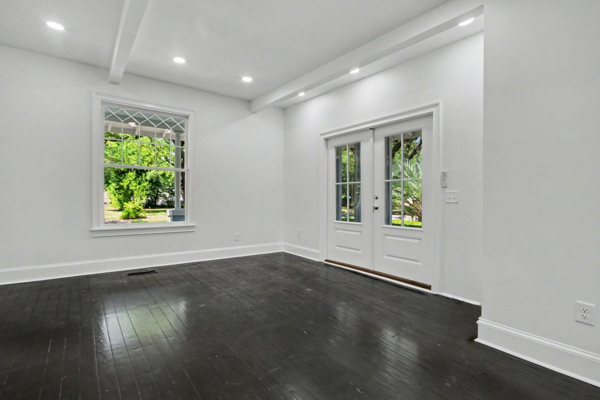 128 Wood St. Photo 14
