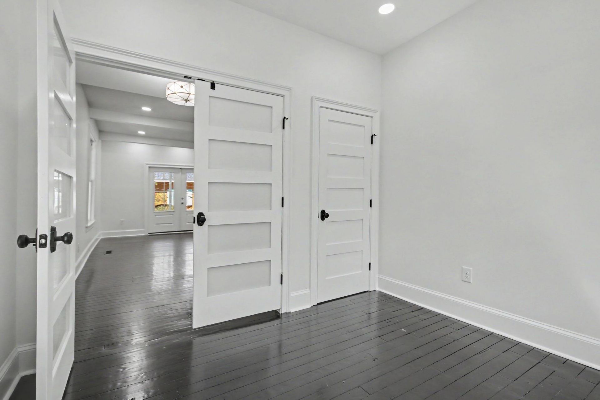 128 Wood St. Photo 18