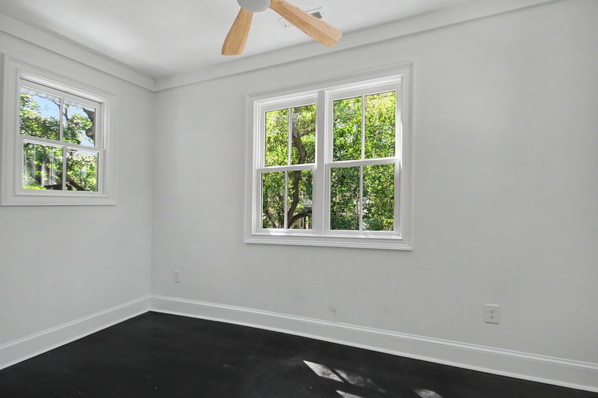 128 Wood St. Photo 32