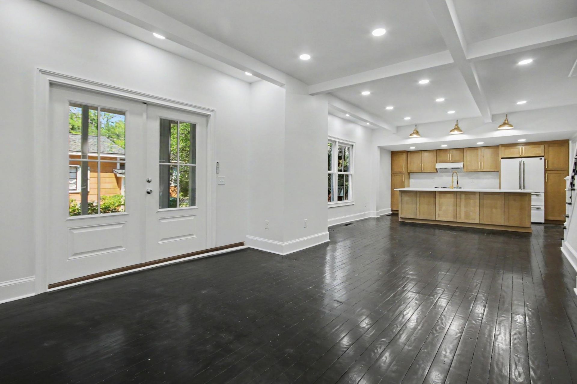 128 Wood St. Photo 9