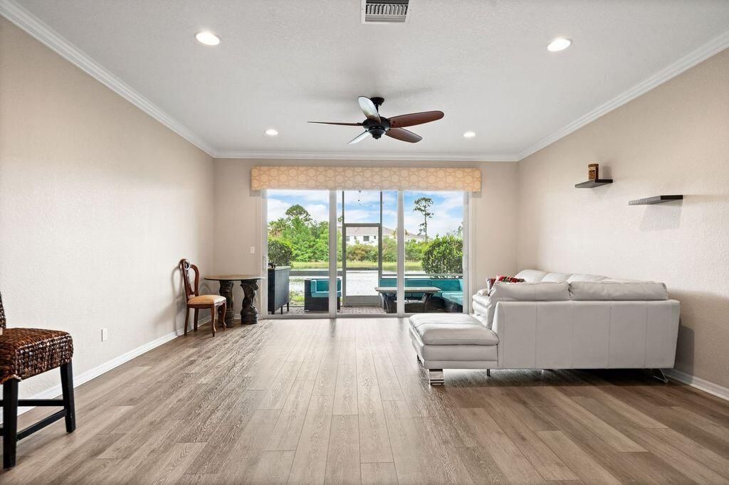 626 SW Glen Crest Way, Stuart, FL 34997 Photo