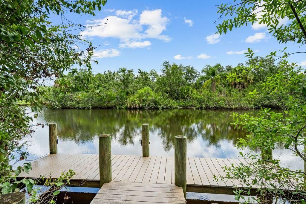 626 SW Glen Crest Way, Stuart, FL 34997 Photo