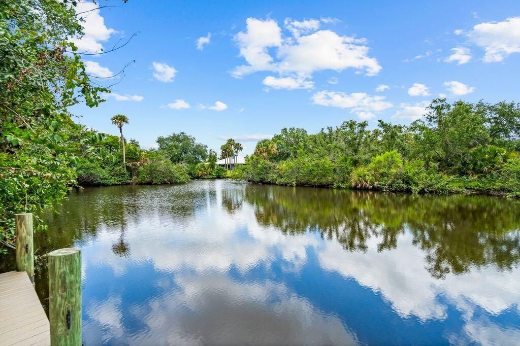 626 SW Glen Crest Way, Stuart, FL 34997 Photo