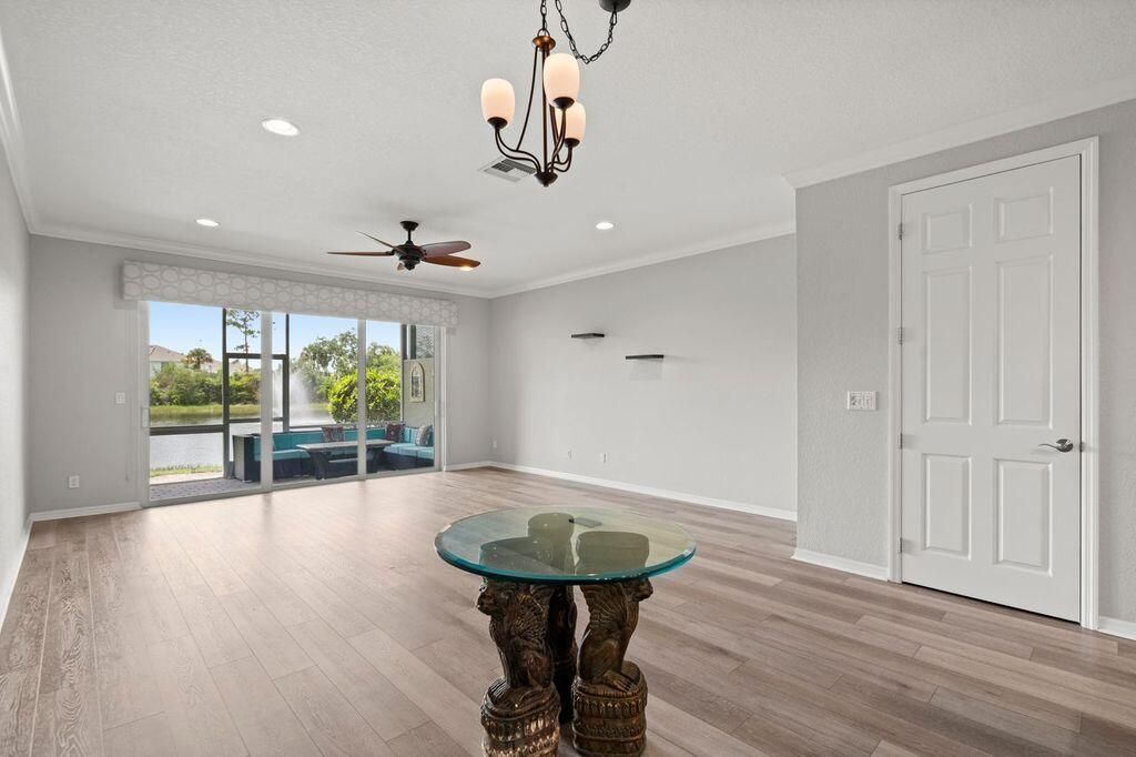 626 SW Glen Crest Way, Stuart, FL 34997 Photo