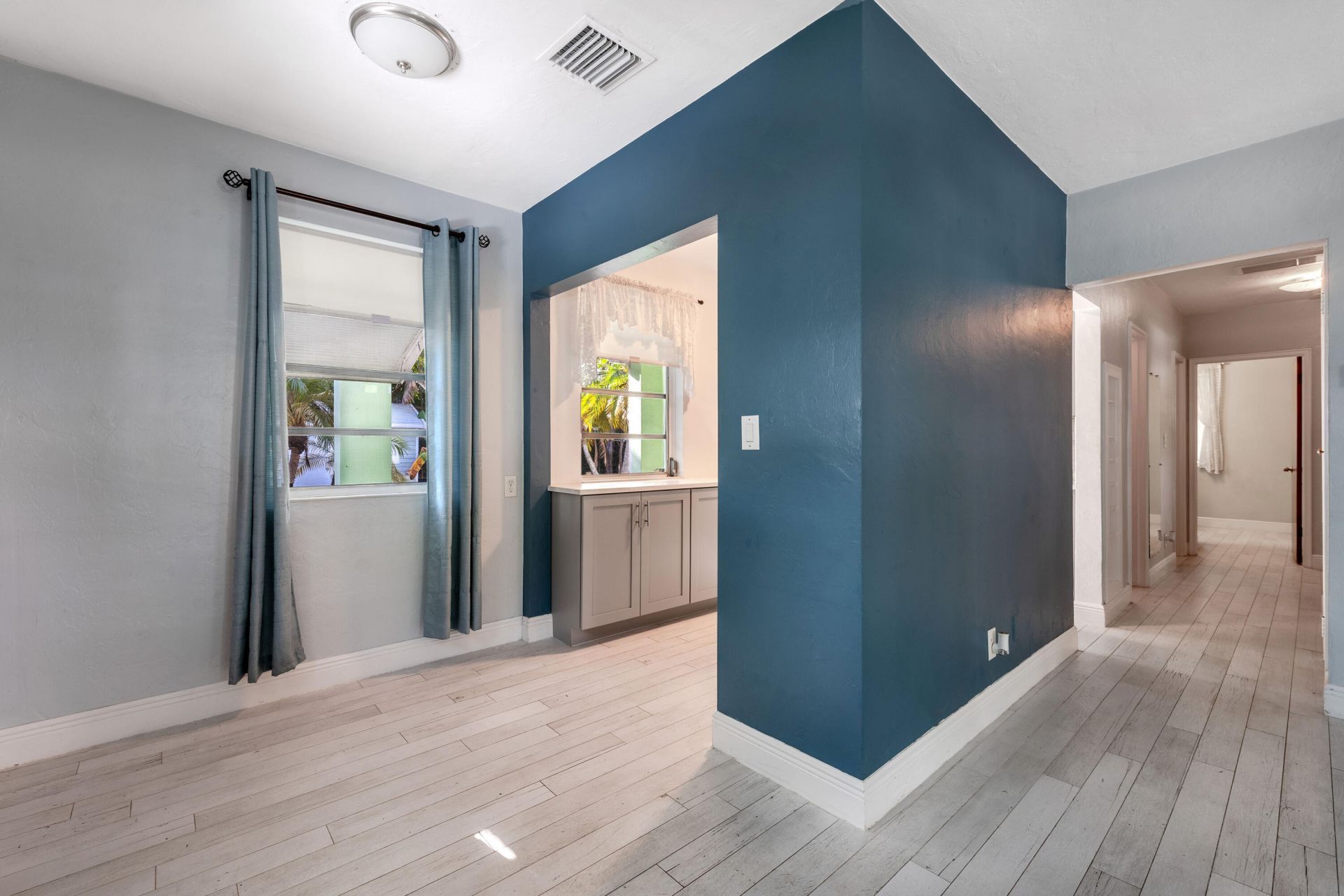 5606 Hobart Avenue, West Palm Beach, FL 33405 Photo