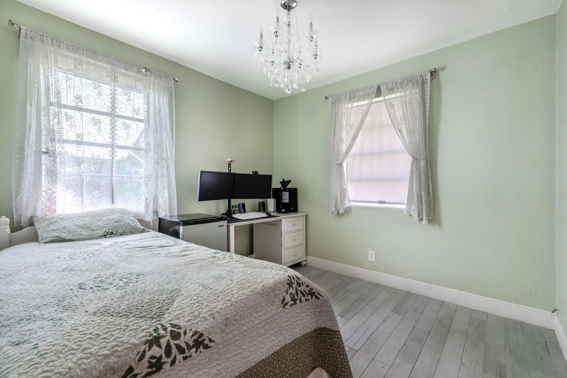 5606 Hobart Avenue, West Palm Beach, FL 33405 Photo