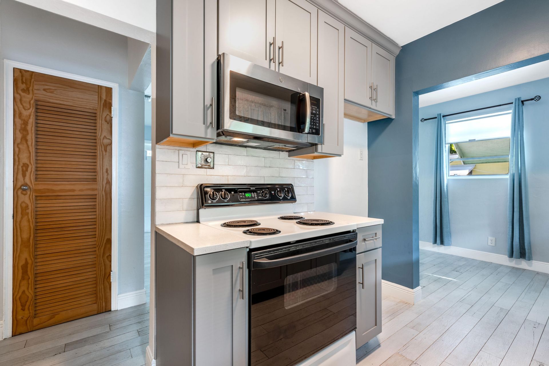 5606 Hobart Avenue, West Palm Beach, FL 33405 Photo