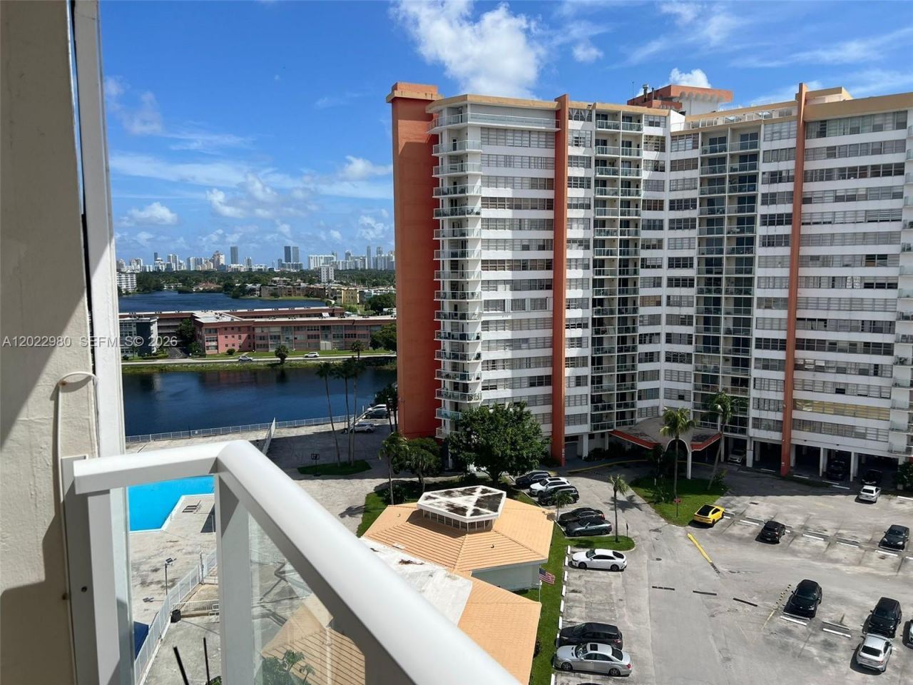 1301 NE Miami Gardens Dr , Unit 1013W, Miami, FL 33179 Photo