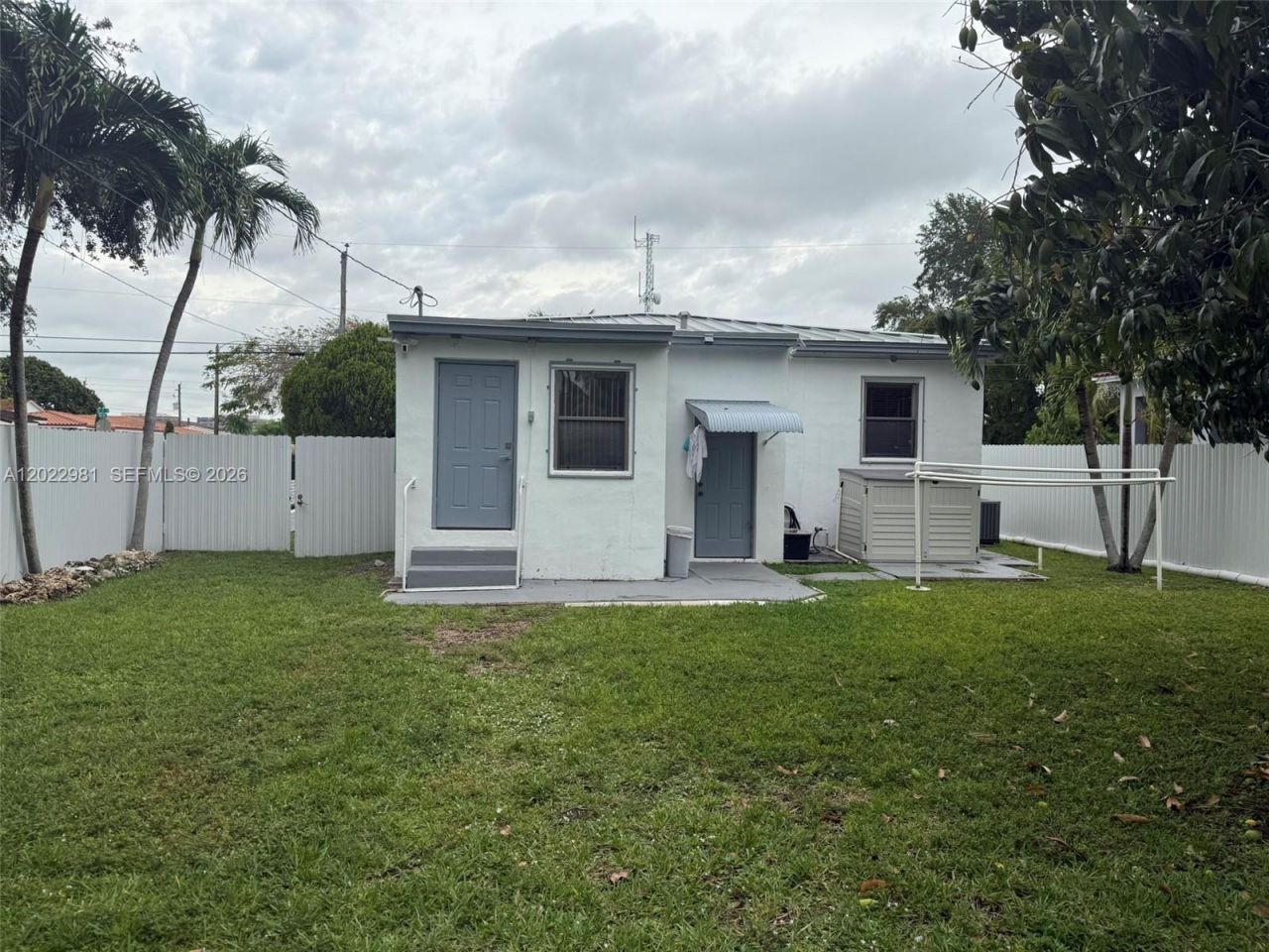 5940 SW 2nd St , Miami, FL 33144 Photo