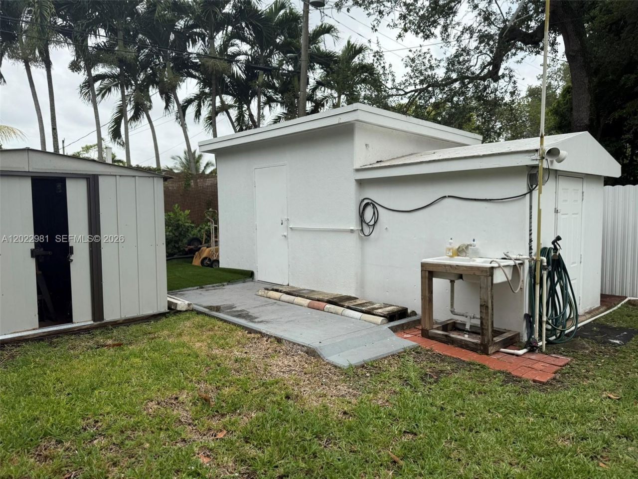 5940 SW 2nd St , Miami, FL 33144 Photo