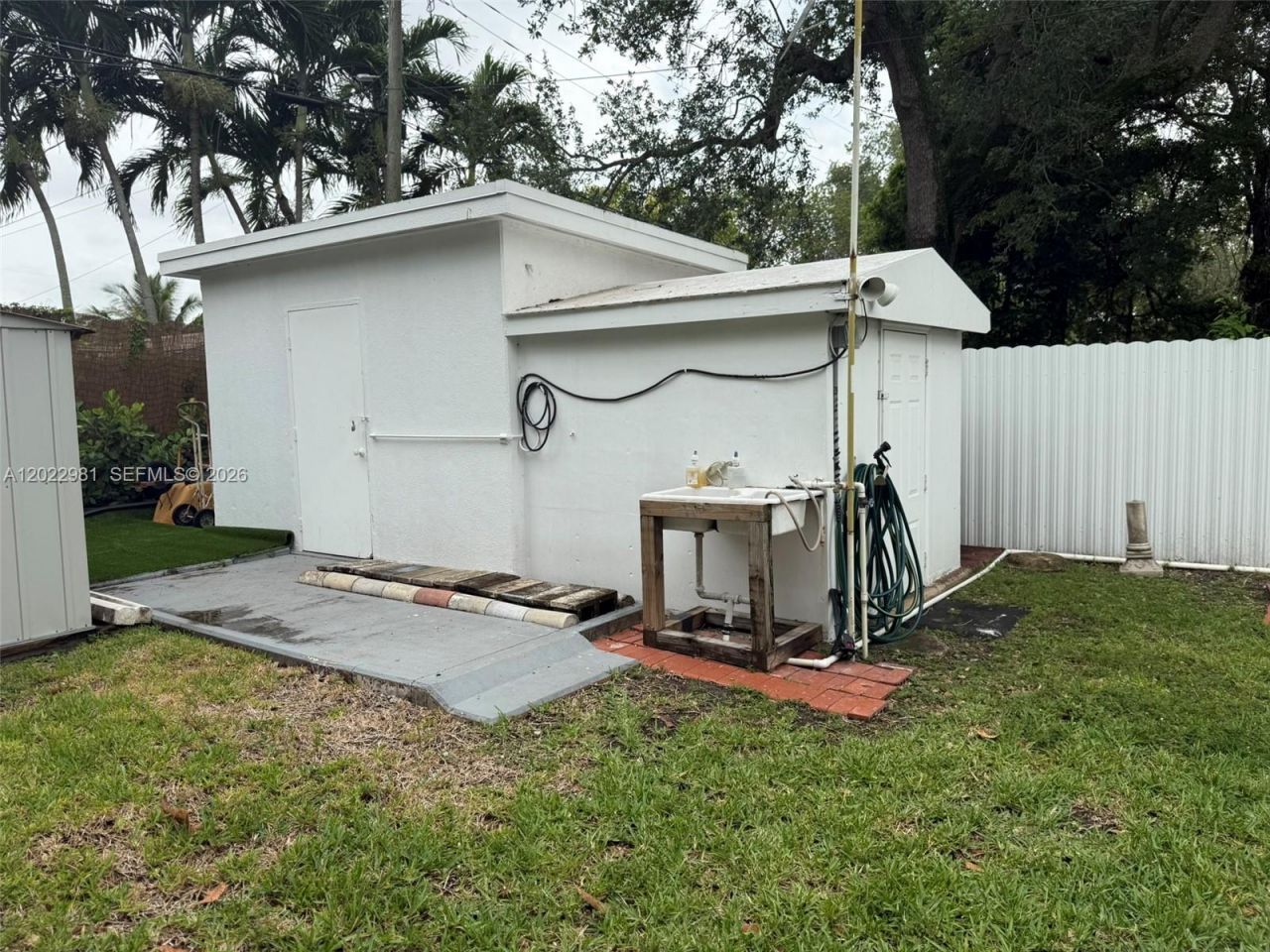 5940 SW 2nd St , Miami, FL 33144 Photo