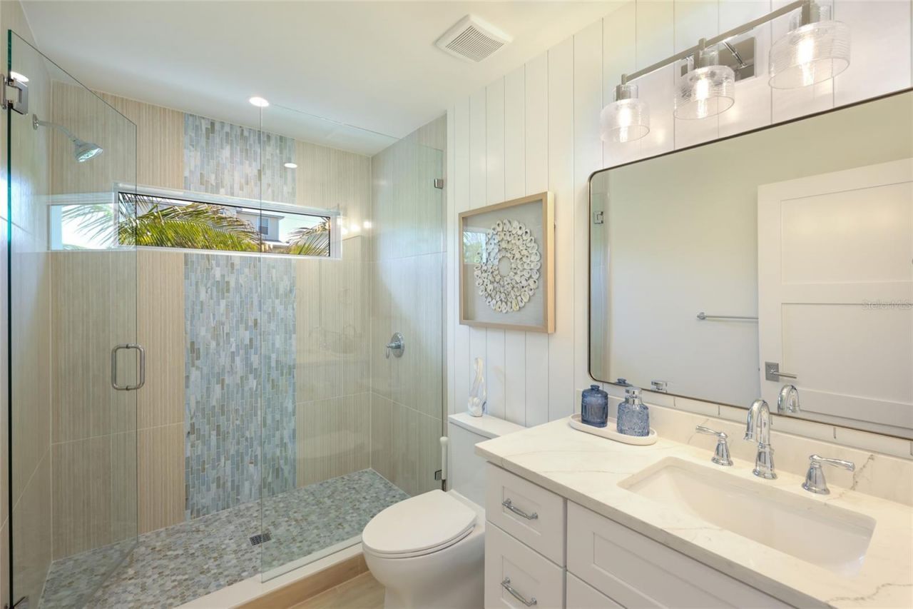 6401 Marina Drive , Holmes Beach, FL 34217 Photo