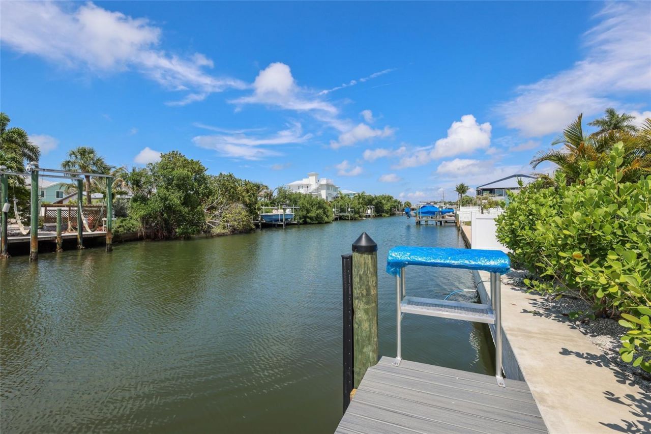 6401 Marina Drive , Holmes Beach, FL 34217 Photo
