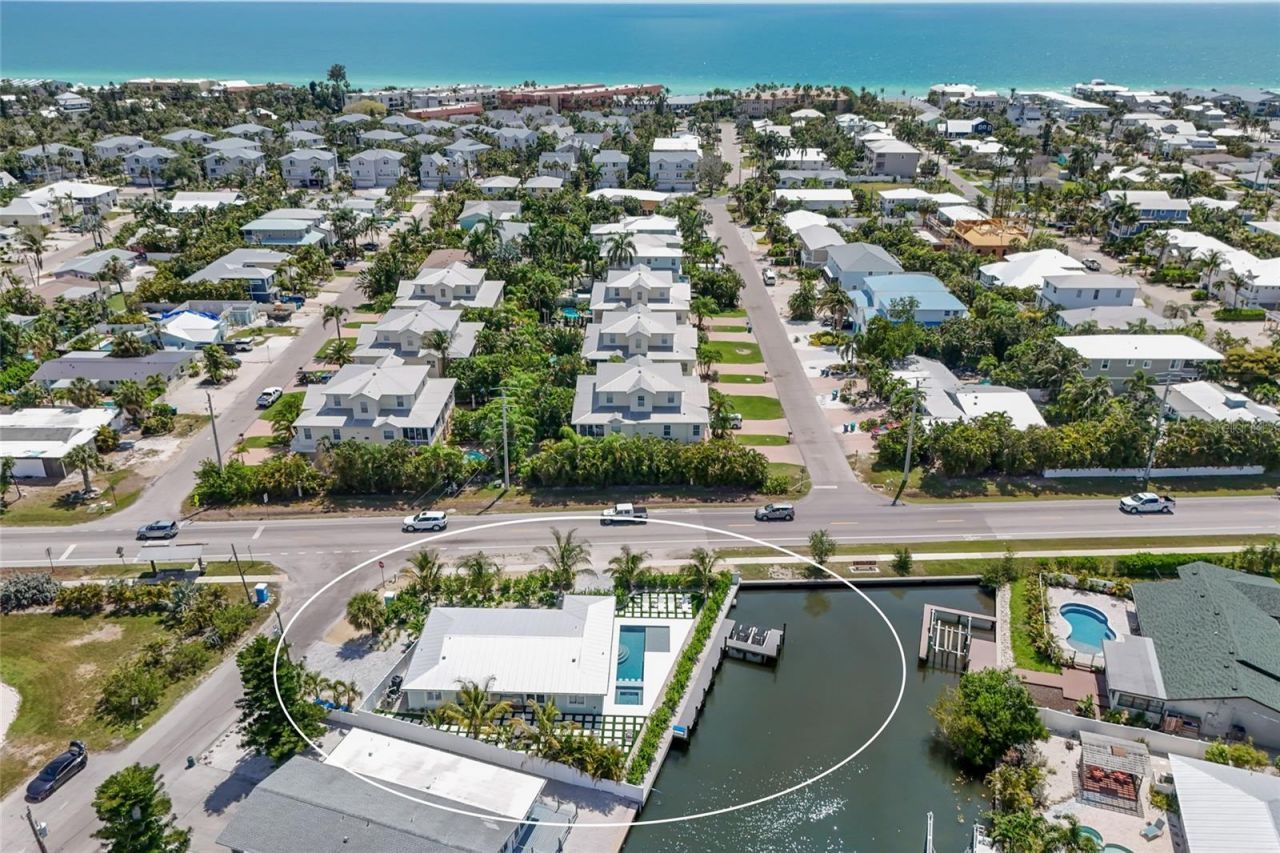 6401 Marina Drive , Holmes Beach, FL 34217 Photo