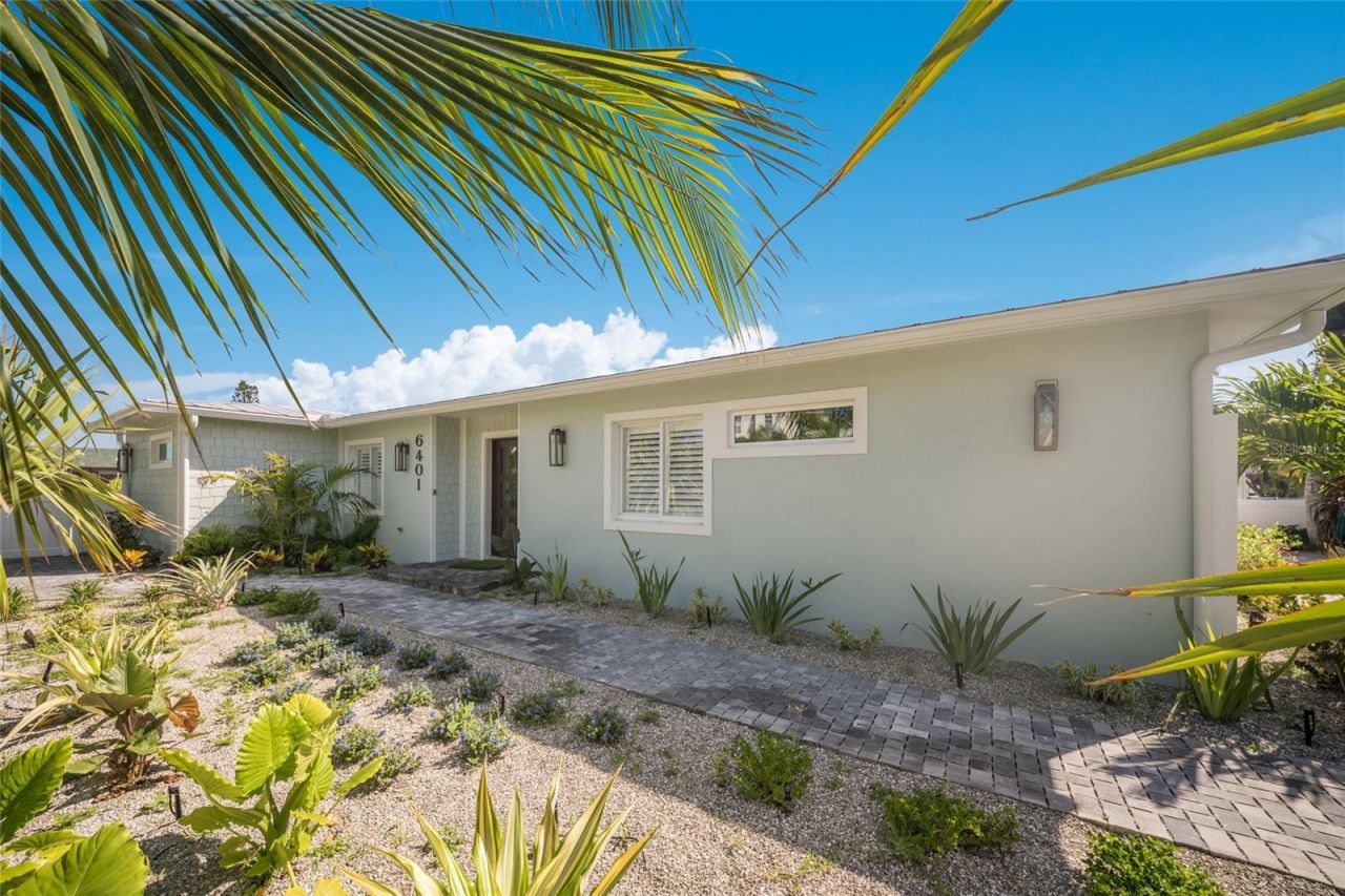 6401 Marina Drive , Holmes Beach, FL 34217 Photo